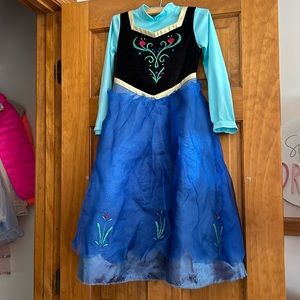 Anna Frozen dress